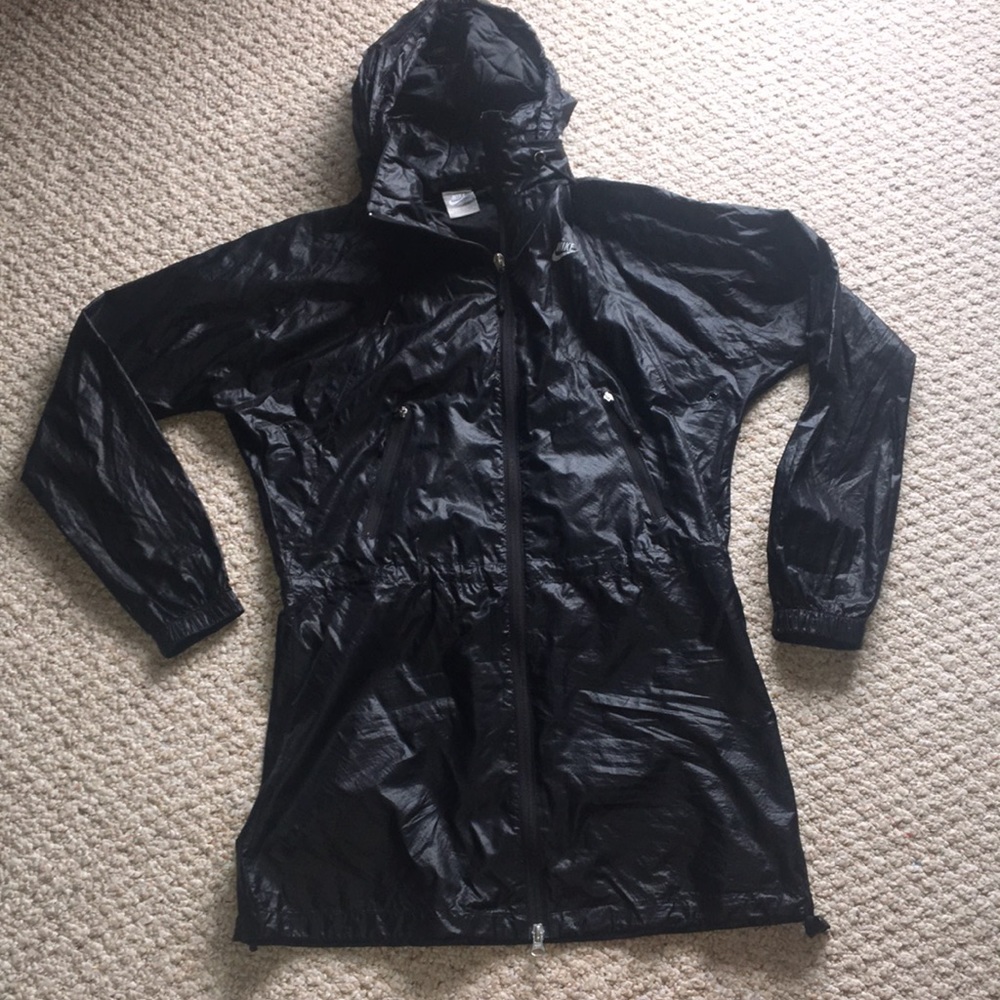 Nike NSW Casual windbreaker windrunner black packable jacket long black FC cinch